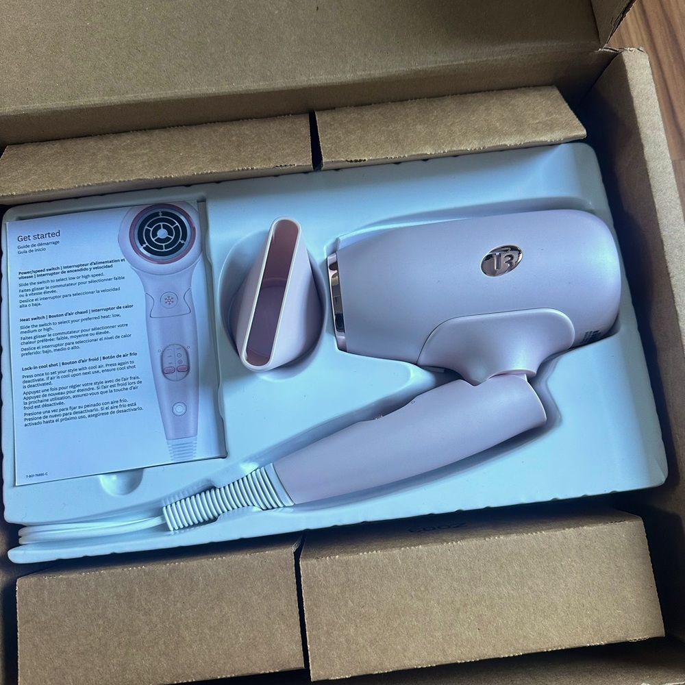 T3 Afar Lightweight Travel-Size Micro Hair Dryer - Picture 7 of 8